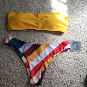 Strapless bathing suit